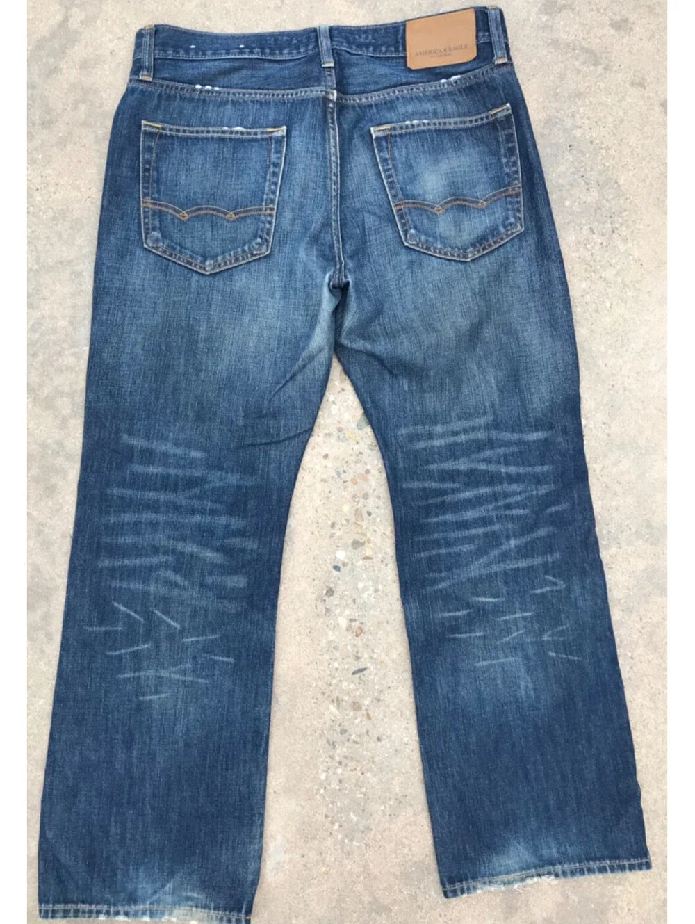 American Eagle Jeans Mens 32x30 Blue Denim Wide Leg Straight Classic 100% Cotton